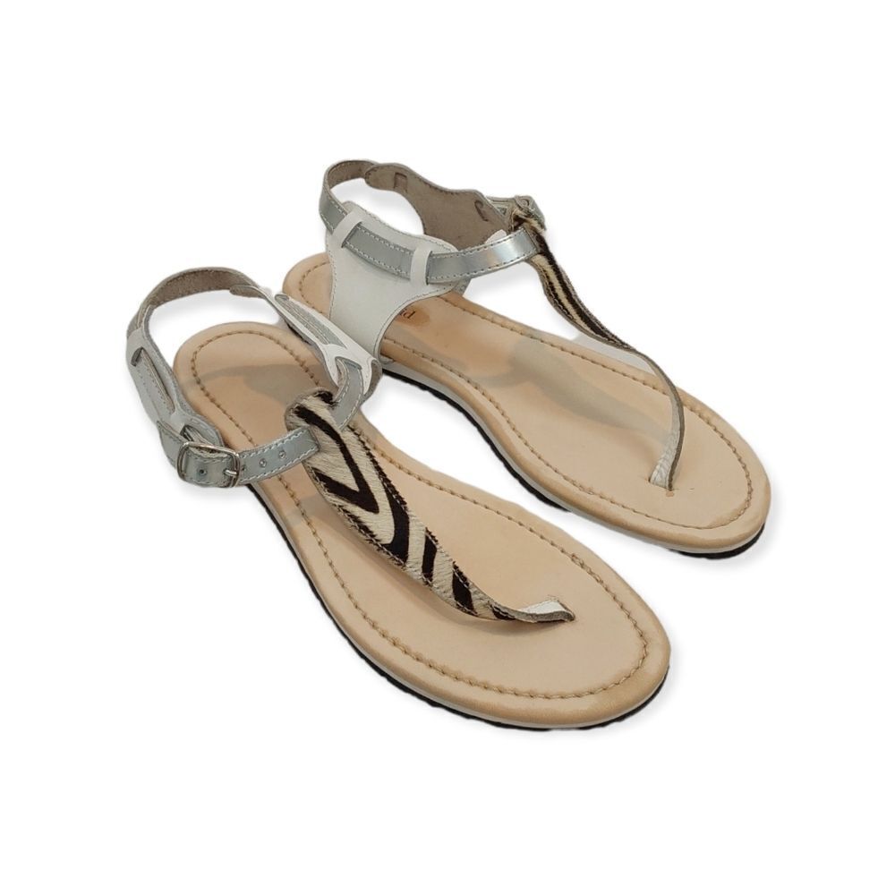 CHARLES DAVID Women’s White Silver Zebra Calf Leather Thong Flat Sandal Size 8